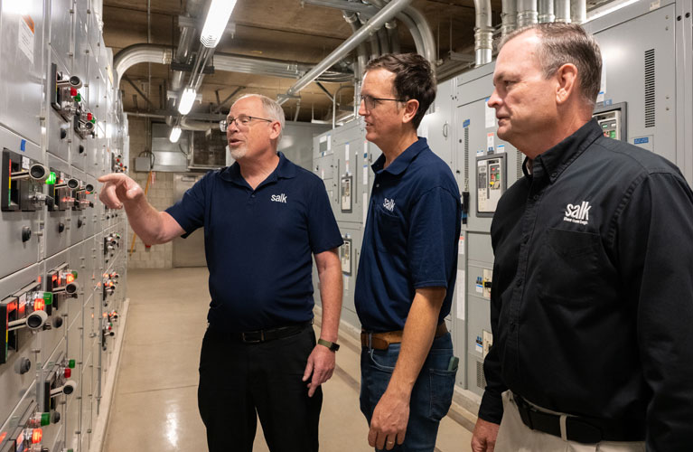 Salk facilities: Thomas Bauer, Michael McClelland, and Tim Ball.